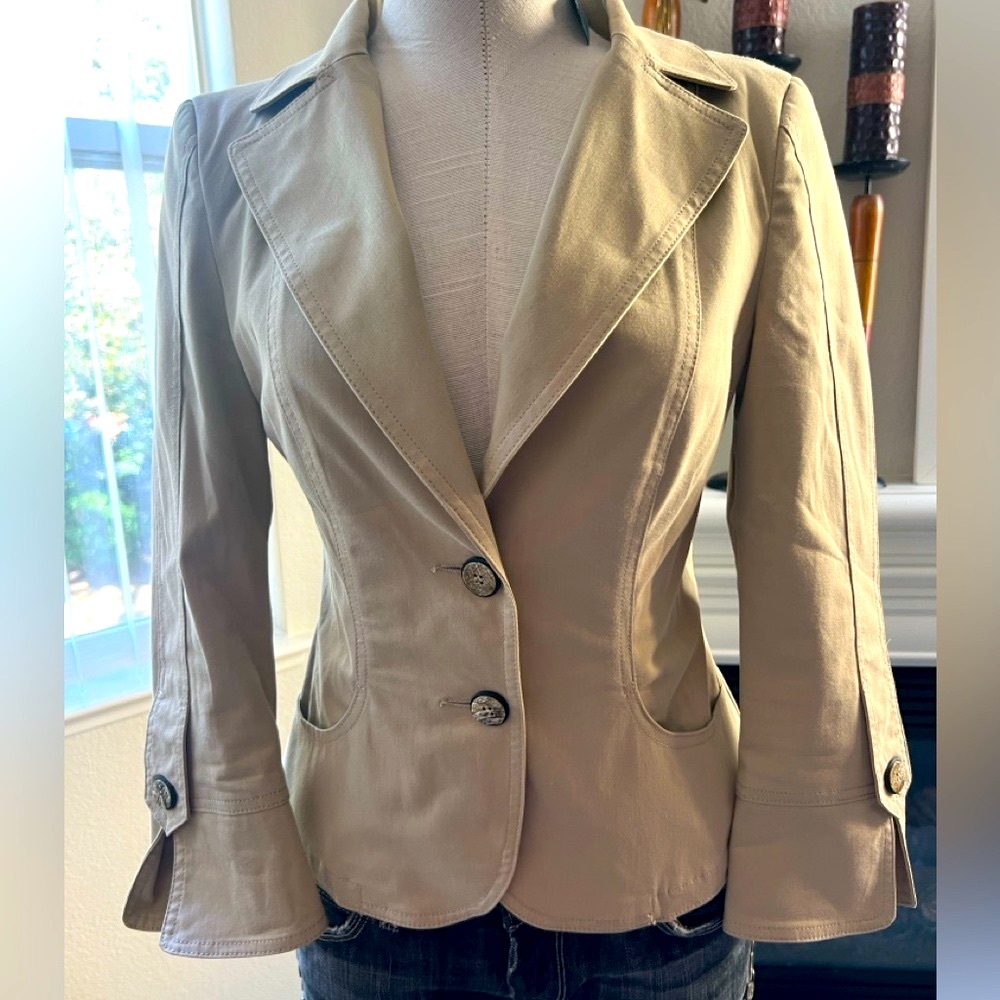 Venezia jacket size medium